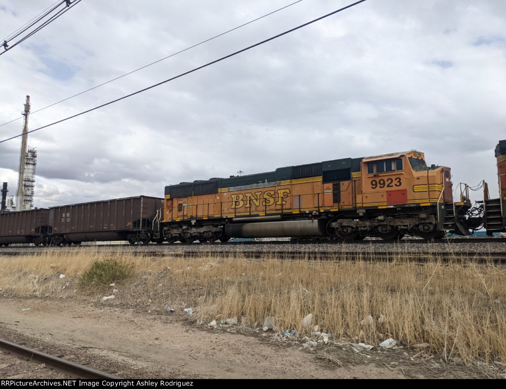 BNSF 9923